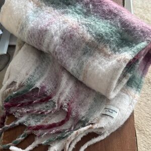 Abercrombie & Fitch Soft Plaid Scarf